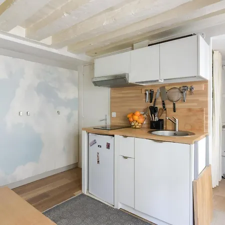 Comfortable Studio In The 7th District Of - Welkeys Paris